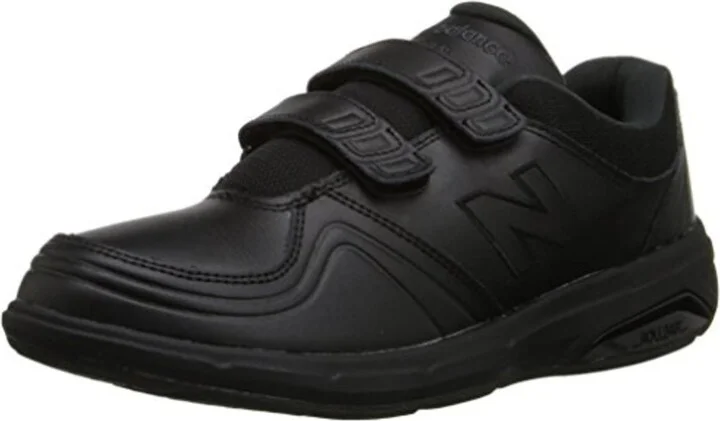 813 Womens Signature Padded Insole Walking Shoes