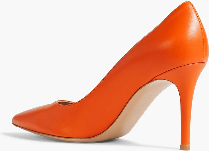 85 Velvet Pumps - Image 6