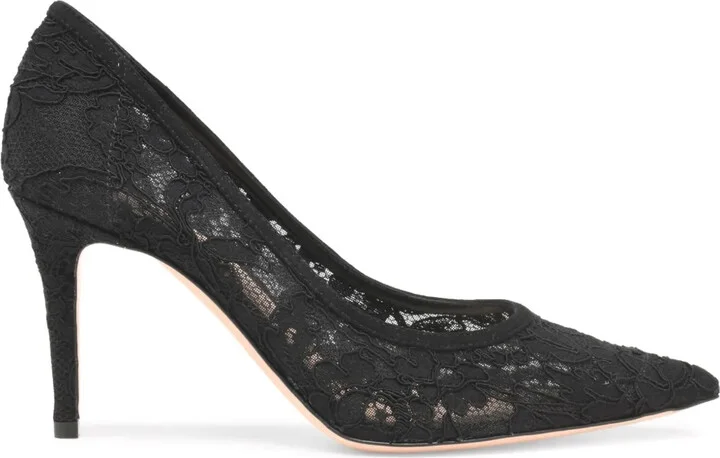 85mm Claudia pumps