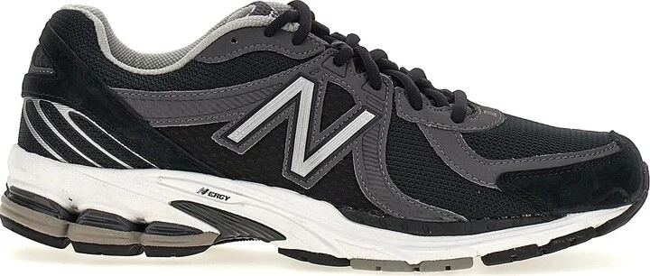 860 Sneakers