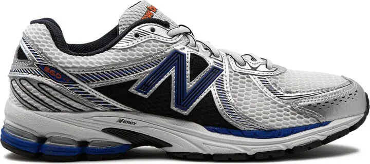 860 V2 sneakers
