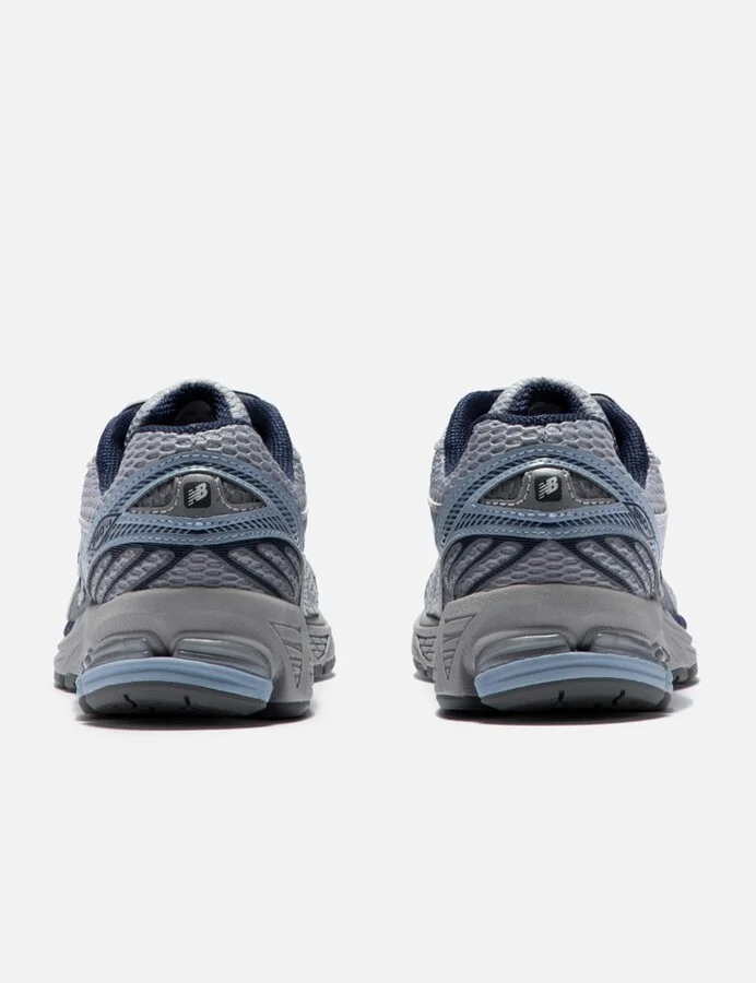 860v2 - Image 3