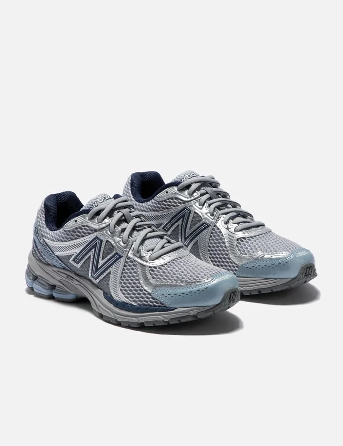 860v2 - Image 4