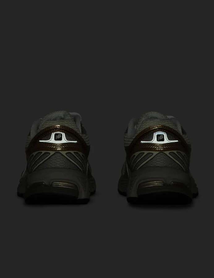 860v2 - Image 5