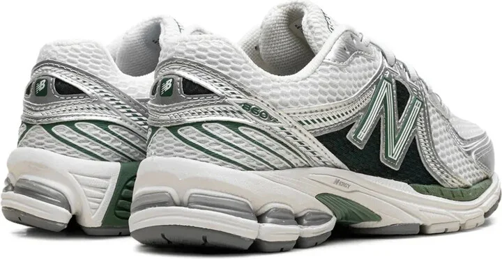 860v2 Sneakers - Image 3