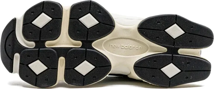 9060 "Black/White" sneakers - Image 4