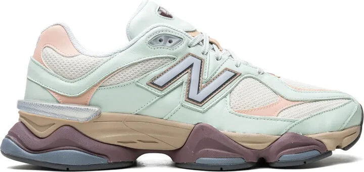 9060 "Clay Ash" sneakers