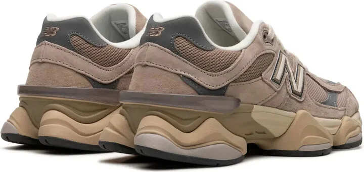 9060 "Driftwood Castlerock" sneakers - Image 3