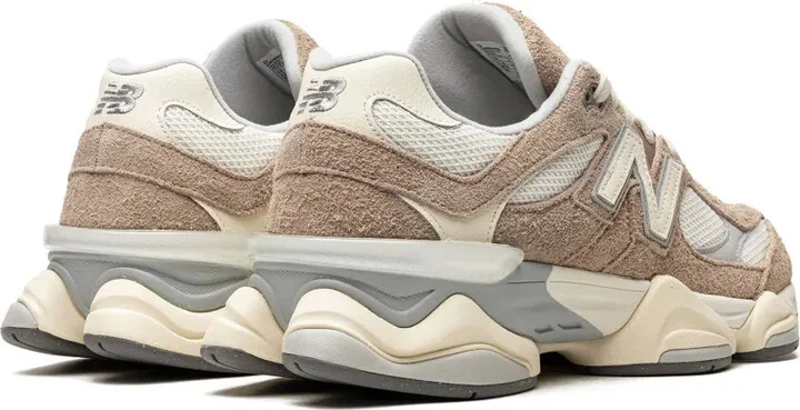 9060 "Driftwood" sneakers - Image 3