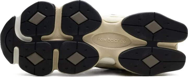 9060 "Emerging Brown" sneakers - Image 4