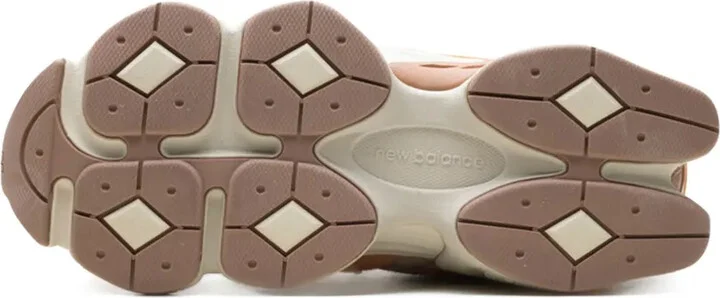 9060 "Flat Taupe/Copper" sneakers - Image 5