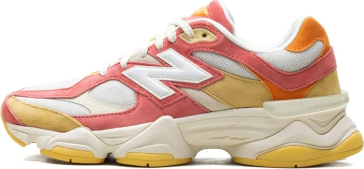 9060 "Fluorescent" trainers - Image 5