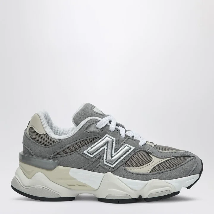 9060 Grey low sneaker