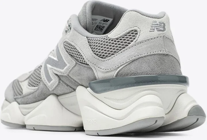 9060 Low-Top Running Sneakers - Image 2