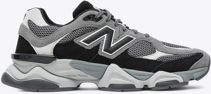 9060 Low-Top Running Sneakers