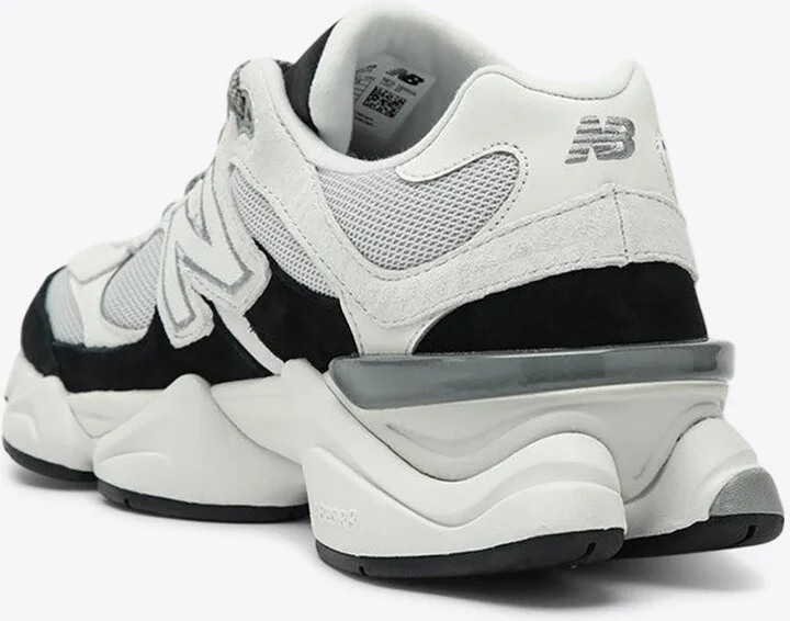 9060 Low-Top Sneakers - Image 2