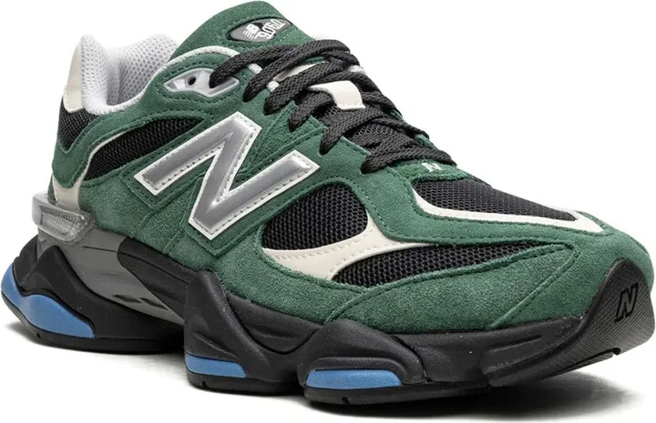 9060 Low-Top Sneakers - Image 2
