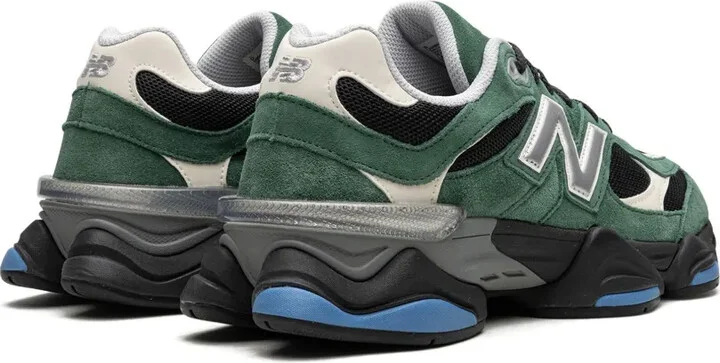 9060 Low-Top Sneakers - Image 3