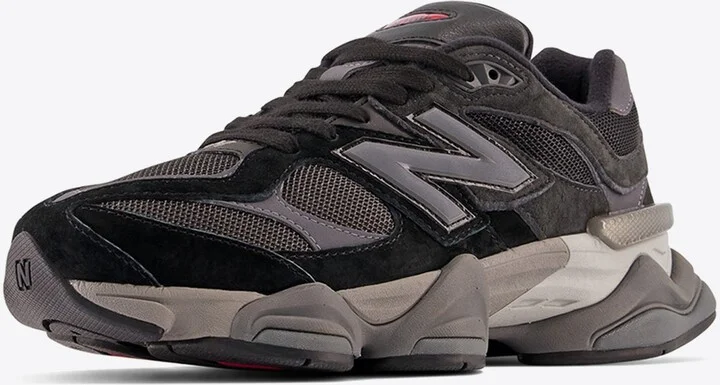 9060 Low-Top Sneakers in Black with Castlerock and Rain Cloud - Image 2