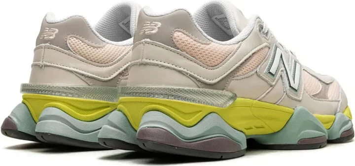 9060 "Moonbeam" sneakers - Image 3