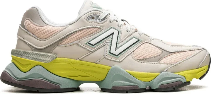 9060 "Moonbeam" sneakers