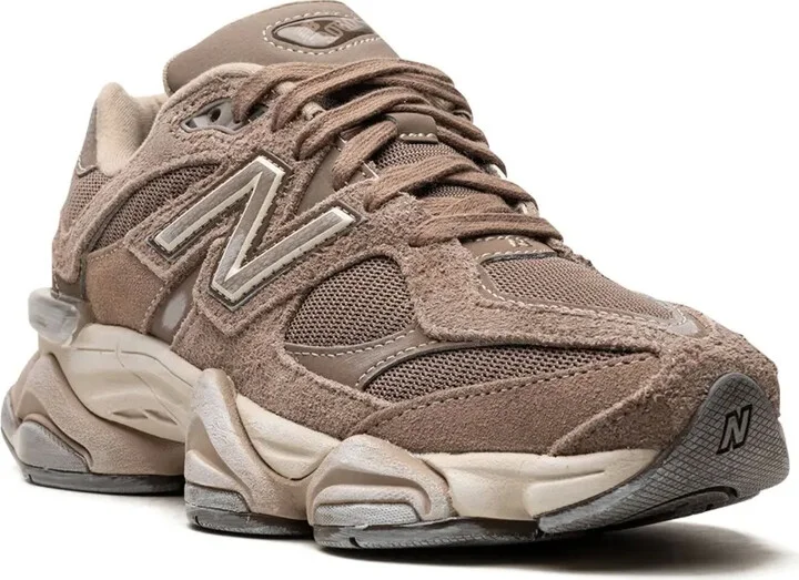 9060 "Mushroom Brown" sneakers - Image 2