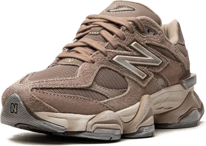 9060 "Mushroom Brown" sneakers - Image 3