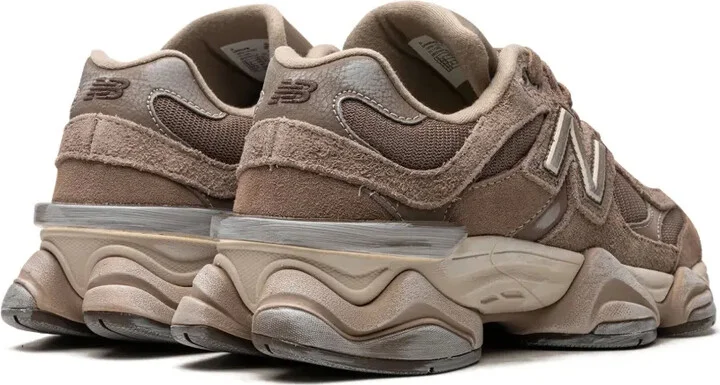 9060 "Mushroom Brown" sneakers - Image 4