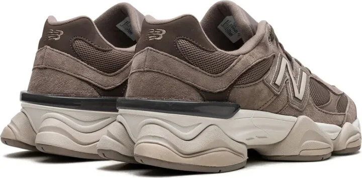 9060 "Mushroom/Brown" sneakers - Image 3