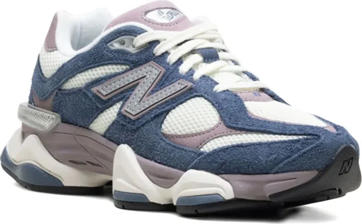 9060 "Navy/Ice Wine" sneakers - Image 2