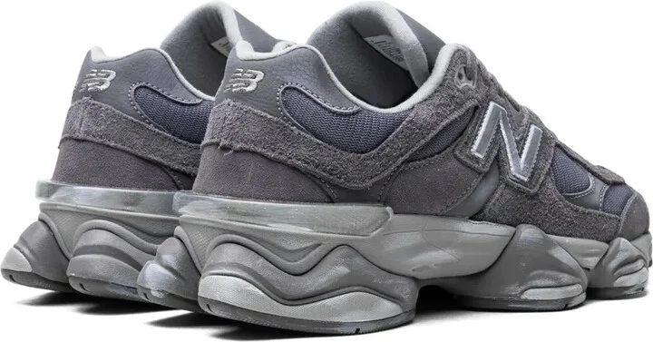 9060 Panelled Low-Top Sneakers - Image 3