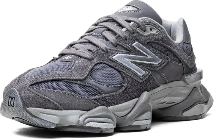 9060 Panelled Low-Top Sneakers - Image 4