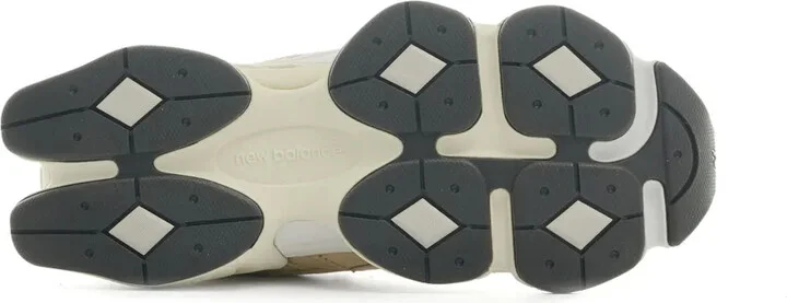 9060 Sneakers - Image 3