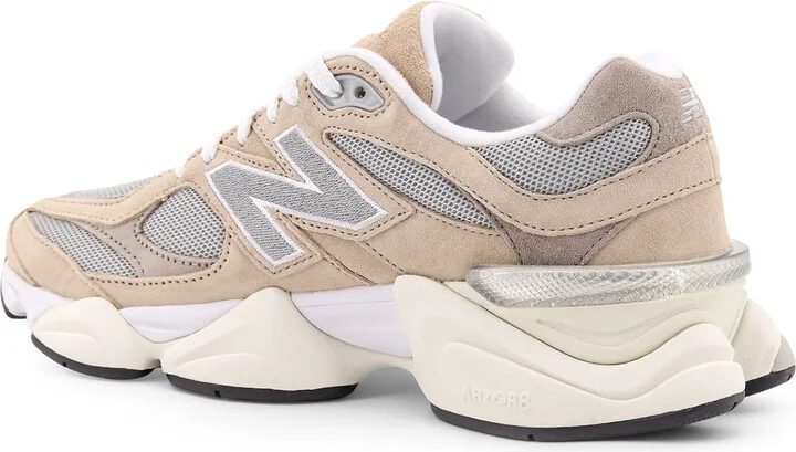 9060 Sneakers - Image 3