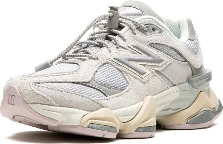 9060 Sneakers - Image 3