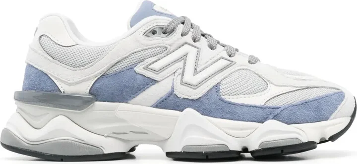 9060 Sneakers