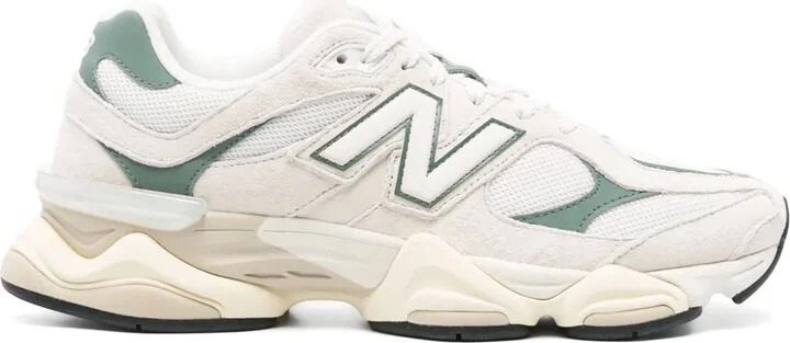 9060 Sneakers