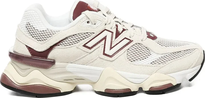 9060 Sneakers