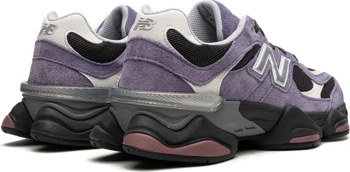 9060 "Violet Noir" sneakers - Image 3