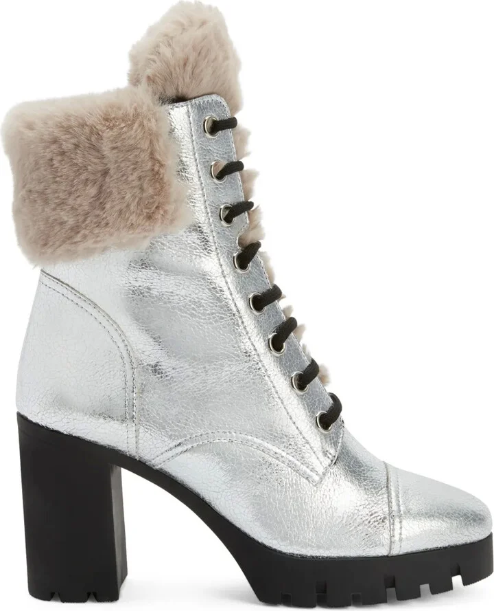 90mm Moyra boots