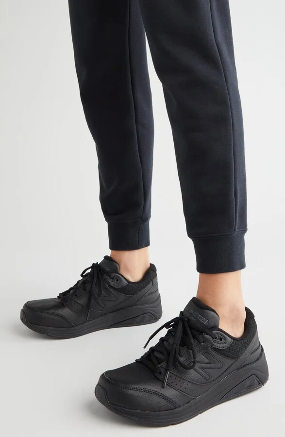 928 V3 Walking Shoe - Image 5
