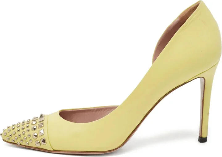 yellow