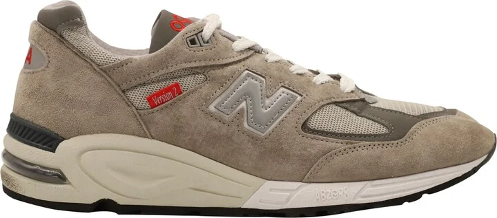 990V2 History Pack Sneakers in Grey Suede