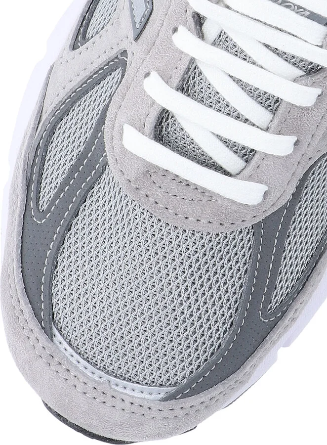 990v4 Sneakers - Image 5