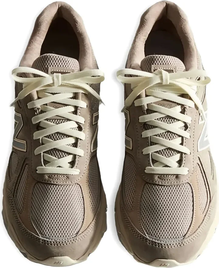 990v4 Suede Trainers - Image 3