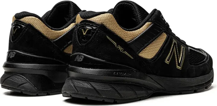 990V5 "Black/Gold" sneakers - Image 3