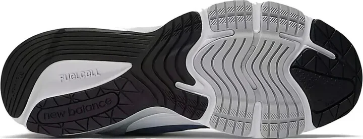 990v6 "MiUSA Purple" sneakers - Image 4
