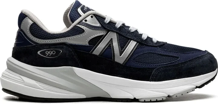 990v6 "Navy" leather sneakers