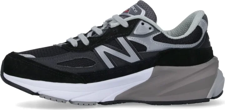 990v6 Sneakers - Image 3