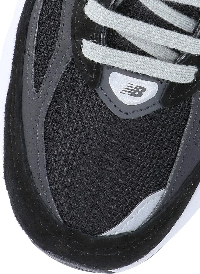 990v6 Sneakers - Image 5